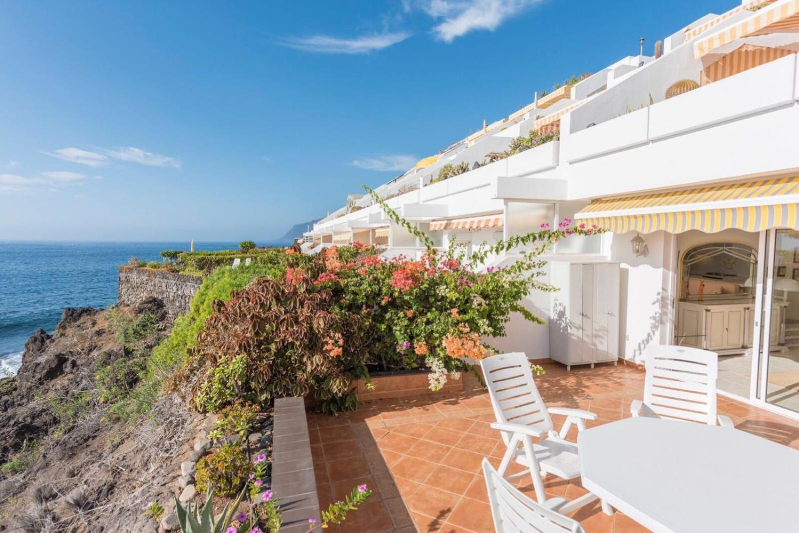 Exclusive Frontline One Bedroom Puerto de Santiago (Tenerife)
